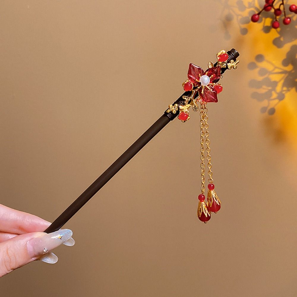 Hanbok Hair Pin - 古典的な花木製ヘアスティック赤新年漢服ヘアピン漢服帽子中国風女の子のための