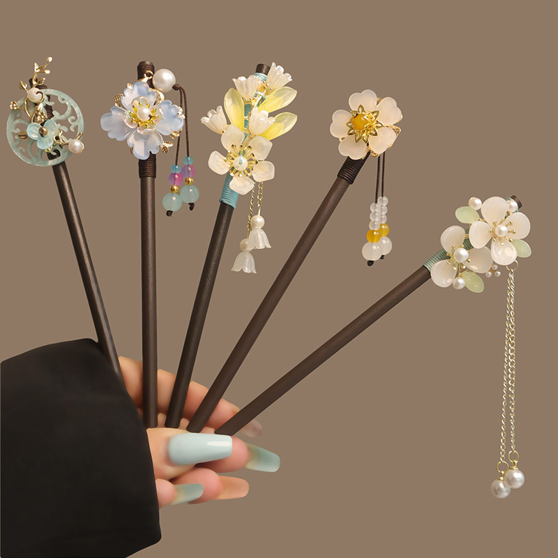 Hanbok Hair Pin - 花タッセルパールヘアスティック木製ヘアフォークヘアピン中国風手作り花ヘアスティック女性韓服ヘアアクセサリー