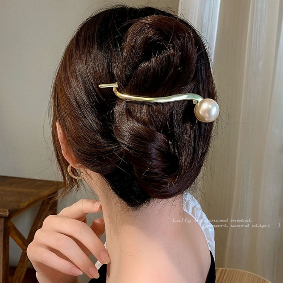 エレガントなグリッターパールヘアクリップ レディース トレン - Korean Girls Lifestyle のレビューと価格